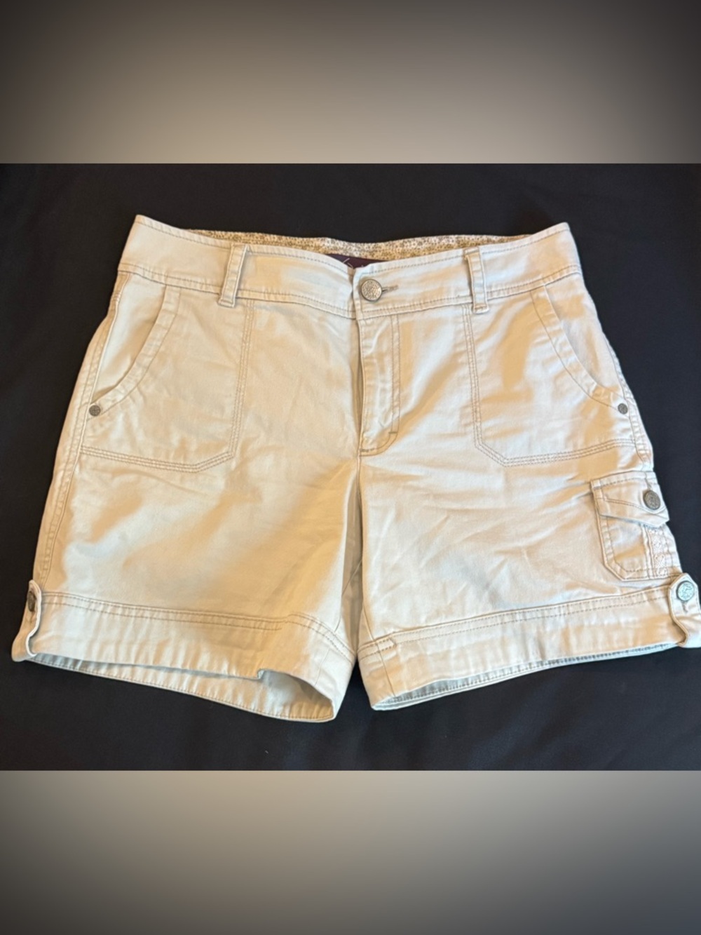 Gloria Vanderbilt Cream Cargo Bermuda Shorts